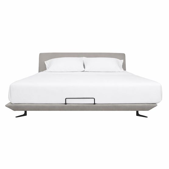 ChatGPT Image 11 feb 2026, 05_34_48 p.m_